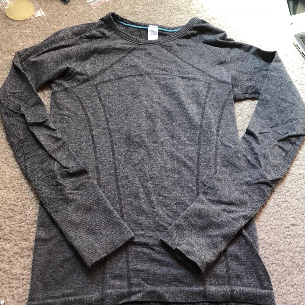 Lululemon girls top